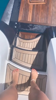 Diletta Leotta feet photo thumbnail