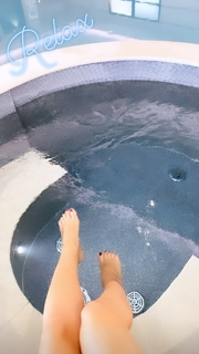 Diletta Leotta feet photo thumbnail