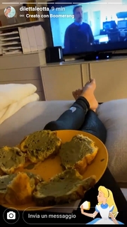 Diletta Leotta feet photo thumbnail