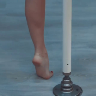 Diletta Leotta feet photo thumbnail