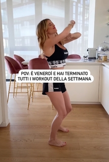 Diletta Leotta feet photo thumbnail