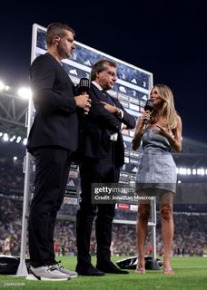 Diletta Leotta feet photo thumbnail