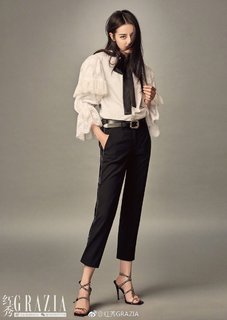 Dilraba Dilmurat feet photo thumbnail