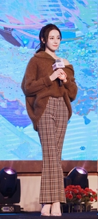 Dilraba Dilmurat feet photo thumbnail