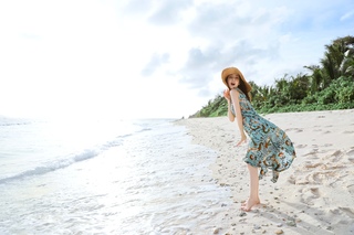 Dilraba Dilmurat feet photo thumbnail