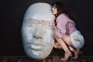 Dilraba Dilmurat feet photo thumbnail