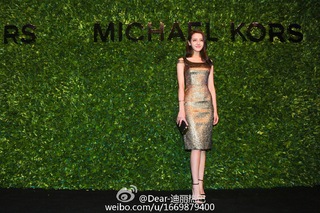 Dilraba Dilmurat feet photo thumbnail