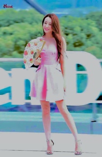 Dilraba Dilmurat feet photo thumbnail