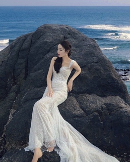 Dilraba Dilmurat feet photo thumbnail