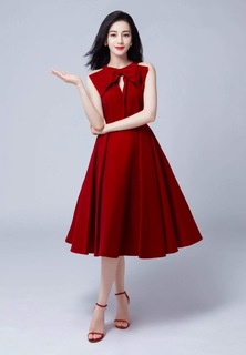 Dilraba Dilmurat feet photo thumbnail