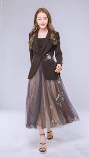 Dilraba Dilmurat feet photo thumbnail