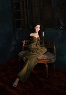 Dilraba Dilmurat feet photo thumbnail