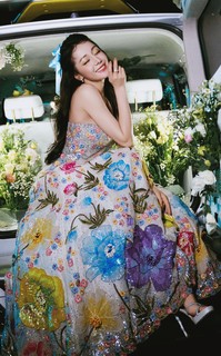 Dilraba Dilmurat feet photo thumbnail