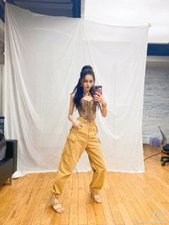 Dilraba Dilmurat feet photo thumbnail