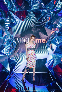 Dilraba Dilmurat feet photo thumbnail