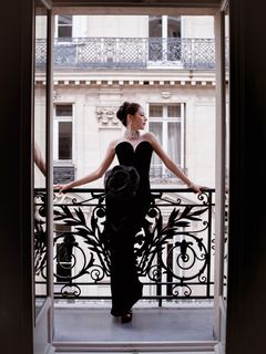 Dilraba Dilmurat feet photo thumbnail