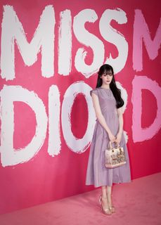 Dilraba Dilmurat feet photo 20