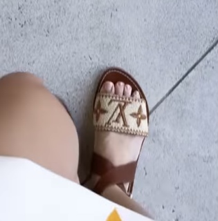 Dima Al Sheikhly feet photo 12