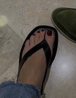 Dima Al Sheikhly feet photo 7