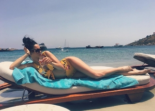 Dimitra Alexandraki feet photo thumbnail
