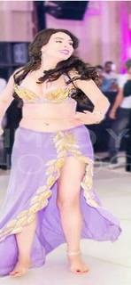 Dina feet photo thumbnail