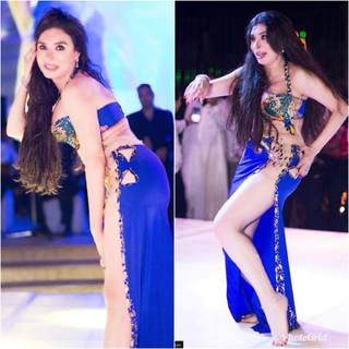 Dina feet photo thumbnail