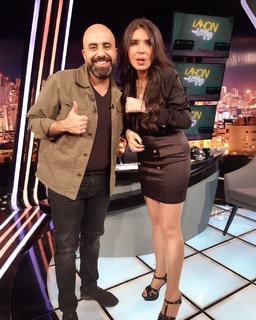 Dina feet photo thumbnail