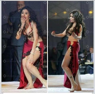 Dina feet photo thumbnail