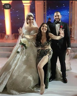 Dina feet photo thumbnail