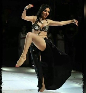 Dina feet photo thumbnail