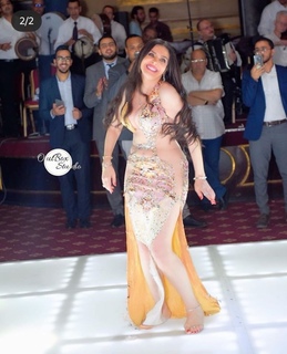 Dina feet photo thumbnail