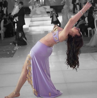 Dina feet photo thumbnail