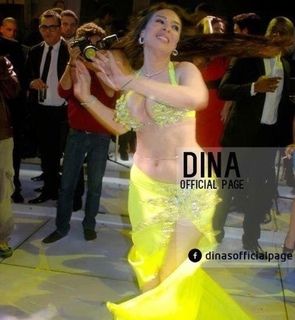 Dina feet photo thumbnail