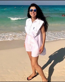 Dina feet photo thumbnail