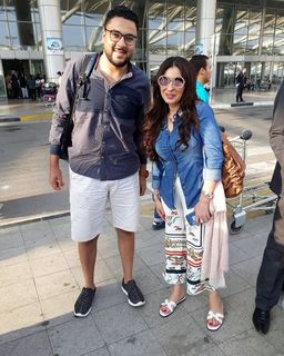 Dina feet photo thumbnail