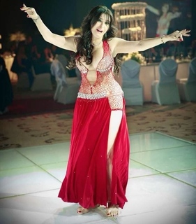 Dina feet photo thumbnail