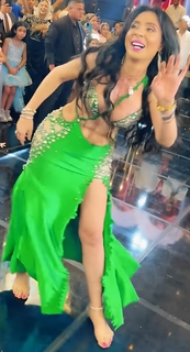 Dina feet photo thumbnail