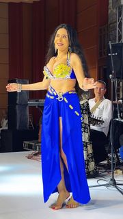 Dina feet photo thumbnail