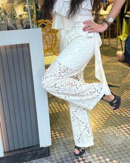 Dina feet photo thumbnail