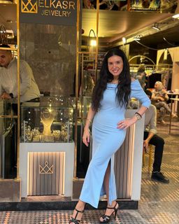 Dina feet photo thumbnail