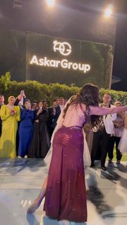 Dina feet photo thumbnail