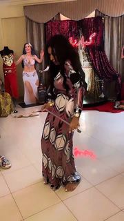 Dina feet photo thumbnail