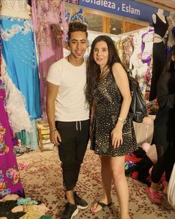 Dina feet photo thumbnail