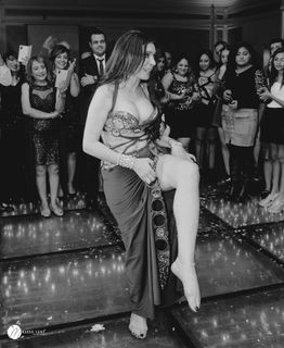 Dina feet photo thumbnail