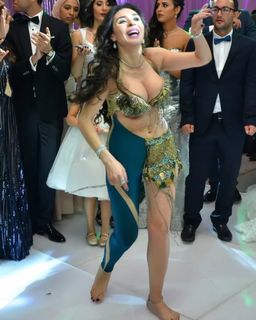 Dina feet photo thumbnail