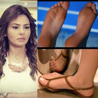 Dina Fuad feet photo thumbnail