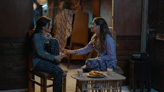 Dina Fuad feet photo thumbnail