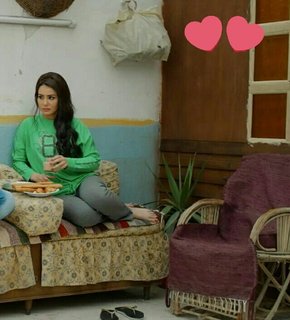 Dina Fuad feet photo thumbnail