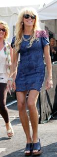 Dina Lohan feet photo 13