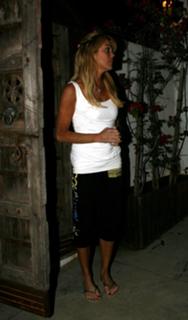 Dina Lohan feet photo 5